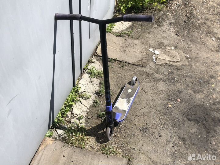 Трюковой самокат