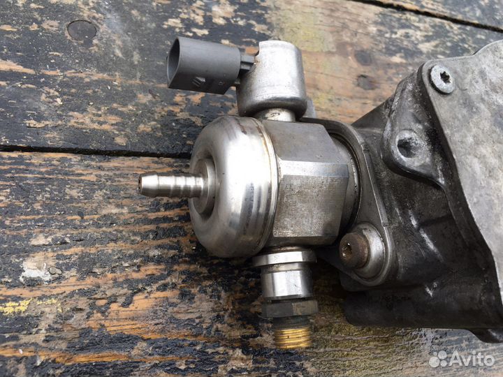 Топливный вакуумный насос skoda octavia A5