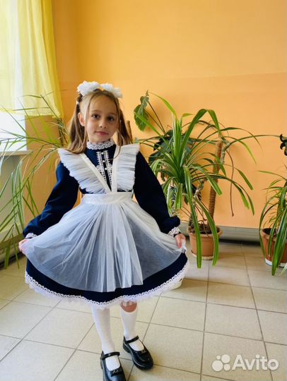 Продам школьную форму