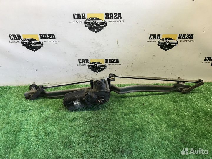 Трапеция стеклоочистителей с моторчиком