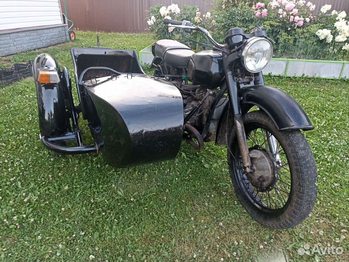 Мотоцикл Днепр