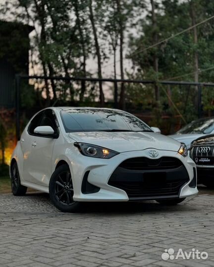 Toyota Yaris 1.0 CVT, 2021, 28 000 км