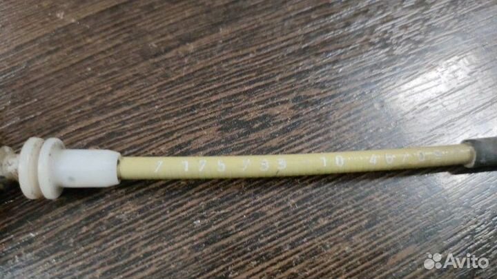 Трос замка двери передний правый Bmw 750Lix F02