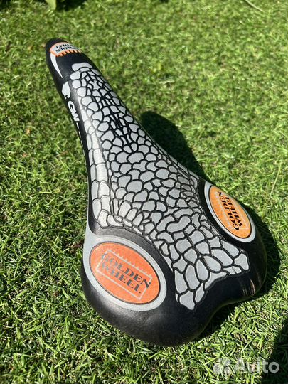 Велосипедное седло