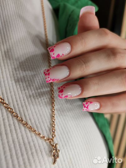 Маникюр/педикюр