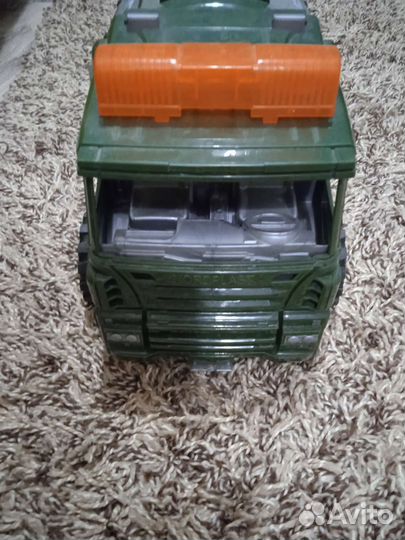 Игрушка машина