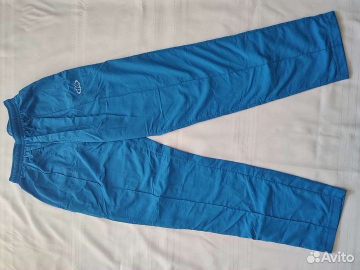 Спортивный костюм женский р. 164