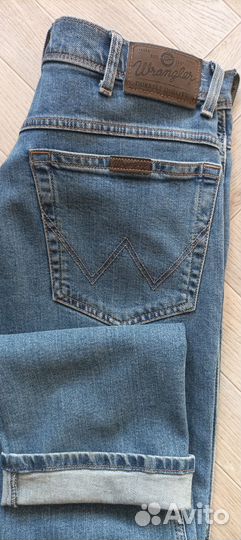 Джинсы Wrangler