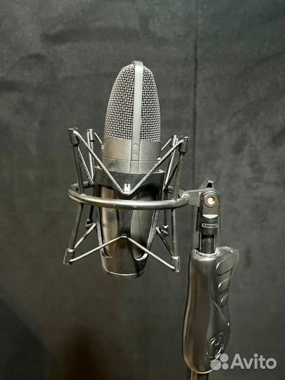 Shure ksm 32 Студийный микрофон