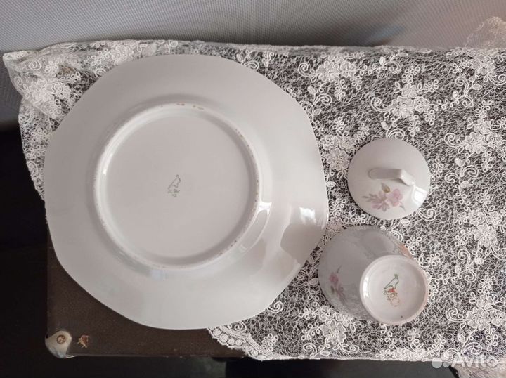 Предметы из сервиза Дулево Хризантемы