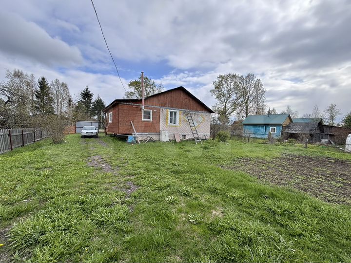 Дом 72 м² на участке 11 сот.