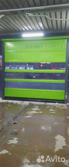 Секционные ворота под ключ