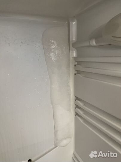 Холодильник бу indesit