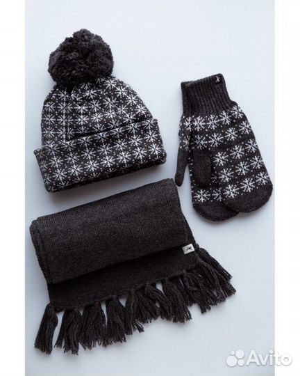 Комплект шапка + шарф + варежки, Литва, 100 ш