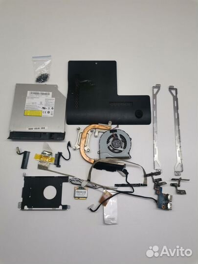 Оригинальные запчасти для ноутбука samsung NP300E