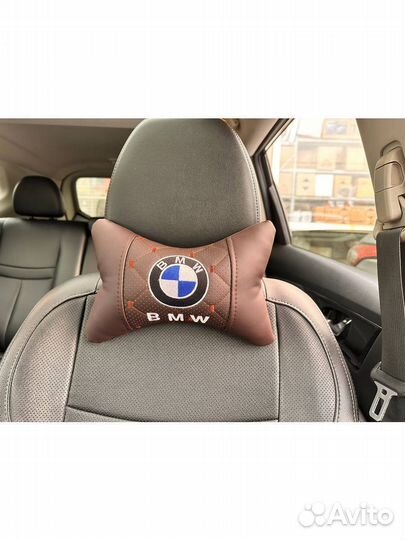 Автомобильная подушка под шею BMW коричневая