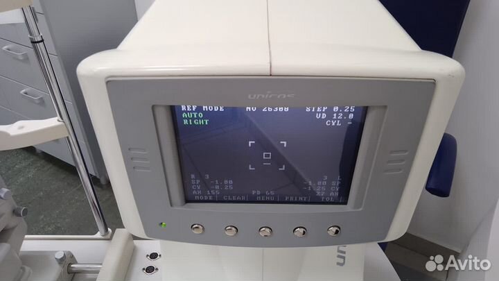 Авторефрактометр