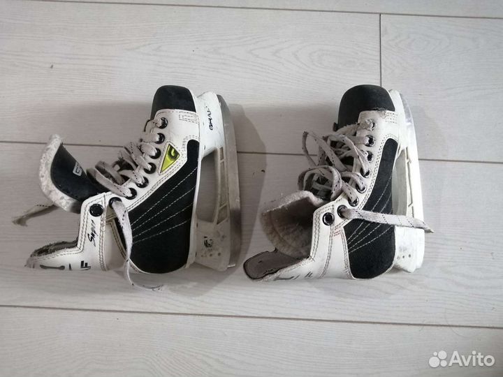 Коньки хоккейные детские 30 размер