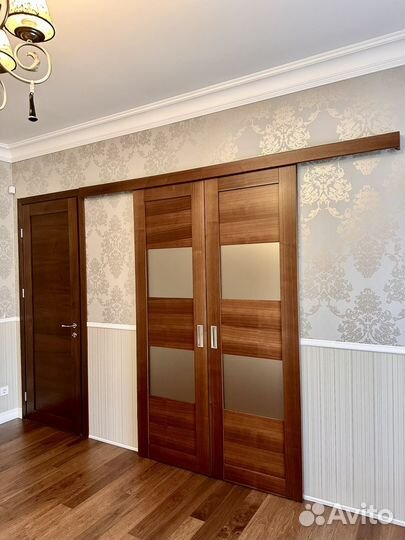 Двери межкомнатные из массива сосны, шпон орех