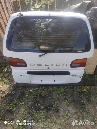 Delica 5/дверь
