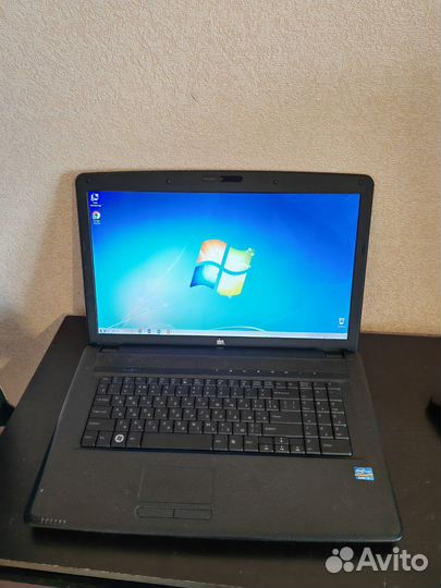 DNS 17.3 Core i3/4gb/hdd 250