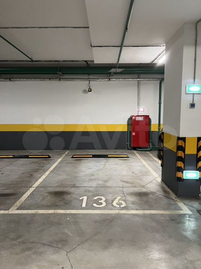 Машиноместо, 15 м²