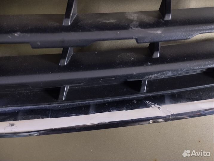 Решётка бампера Шевроле Круз