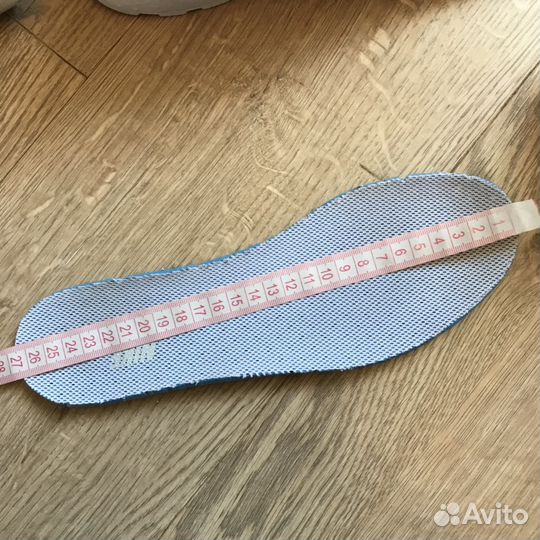 Новые Кроссовки Nike оригинал белые Huarache 40