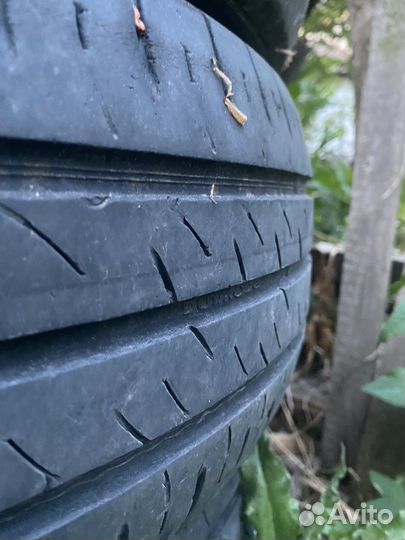 Kumho Ecowing ES01 KH27 215/65 R16 98