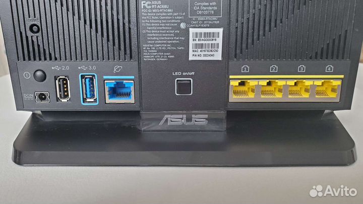 Маршрутизатор (Wi-FI роутер) Asus RT-AC68U - 2,4 и