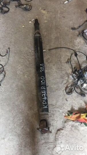 Вал карданный задний Toyota Land Cruiser 100