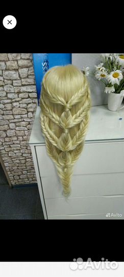 Стрижки, окрашивания, прокол ушей