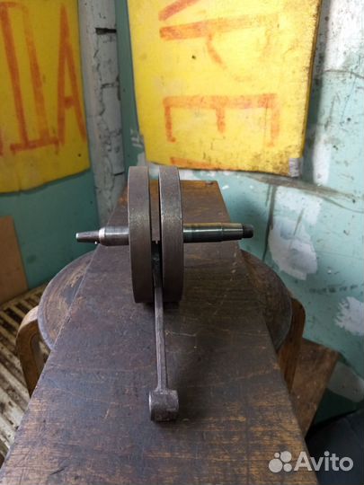 Коленвал двигателя мотоцикла Ява 559/250