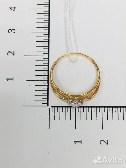 Золотое кольцо с фианитом