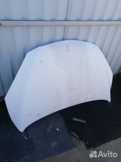 Капот Mazda Demio DE3FS