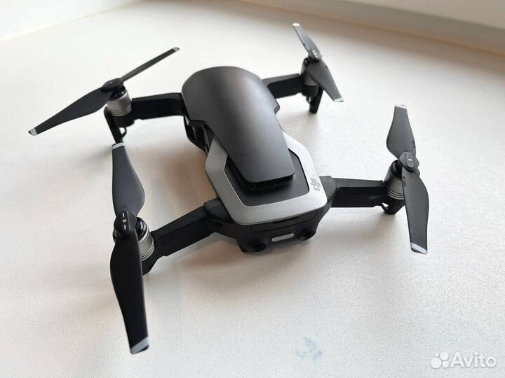 Квадрокоптер DJI mavic air в отличном состоянии