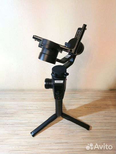 Стабилизатор Moza AirCross 2