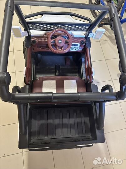 Внедорожник электромобиль на радио управлении