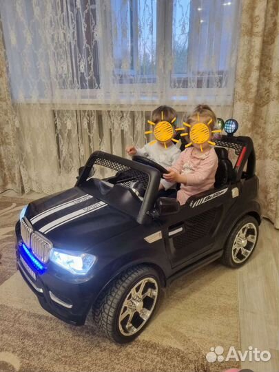 Детский электромобиль двухместный