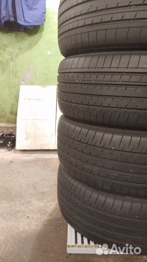 Yokohama BluEarth-XT AE61 235/55 R18 100