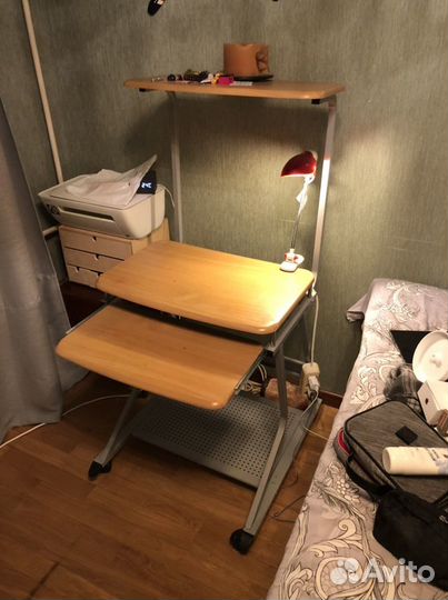 Компьютерный стол