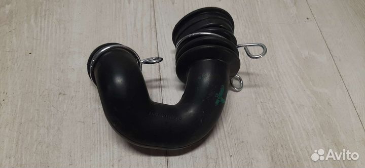 Патрубок заливной стиральной машины Samsung б/у