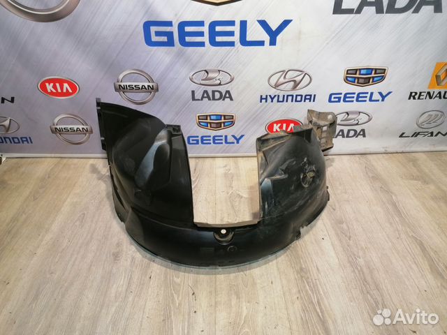 Подкрылок передний Renault sandero stepway 2 Прав