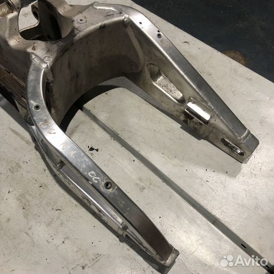 Маятник для Honda CBR600RR 05-06