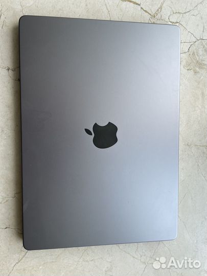 Macbook pro 14 m1 16гб 512гб