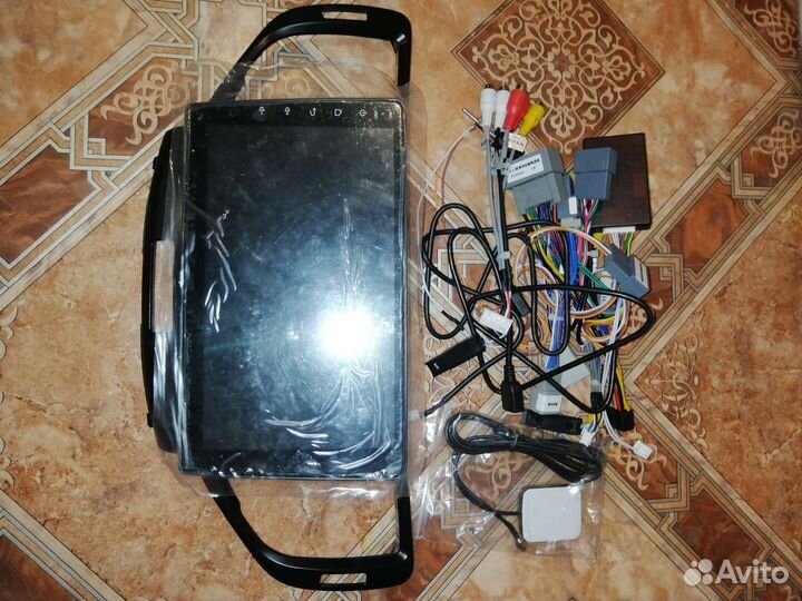 Магнитола на honda accord 8