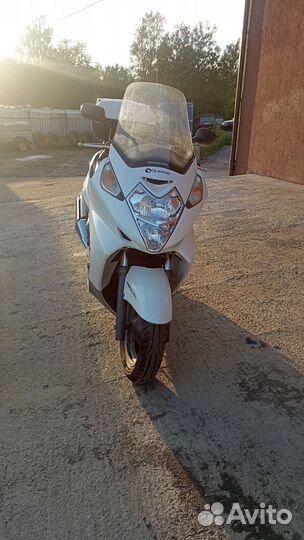 Продам Honda silver wing 600