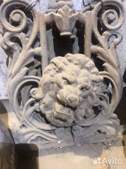 Чугунные изделия декора (голова льва)
