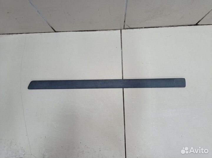 Молдинг двери задней левой Ford Focus