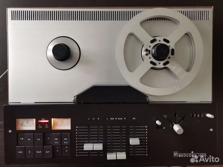 Катушечный магнитофон Bang & Olufsen Beocord 1200